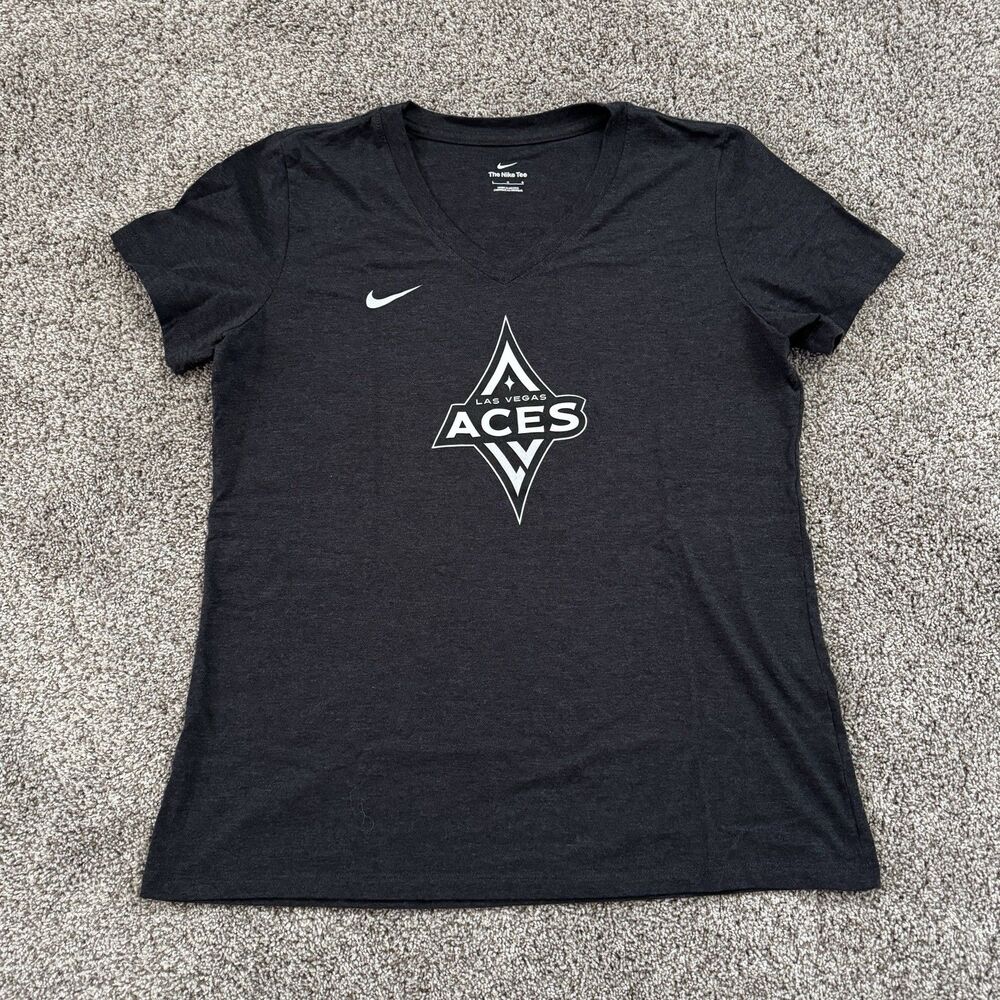 The Nike Tee Las Vegas Aces WNBA Gray V-Neck T-Shirt Women’s Size Large